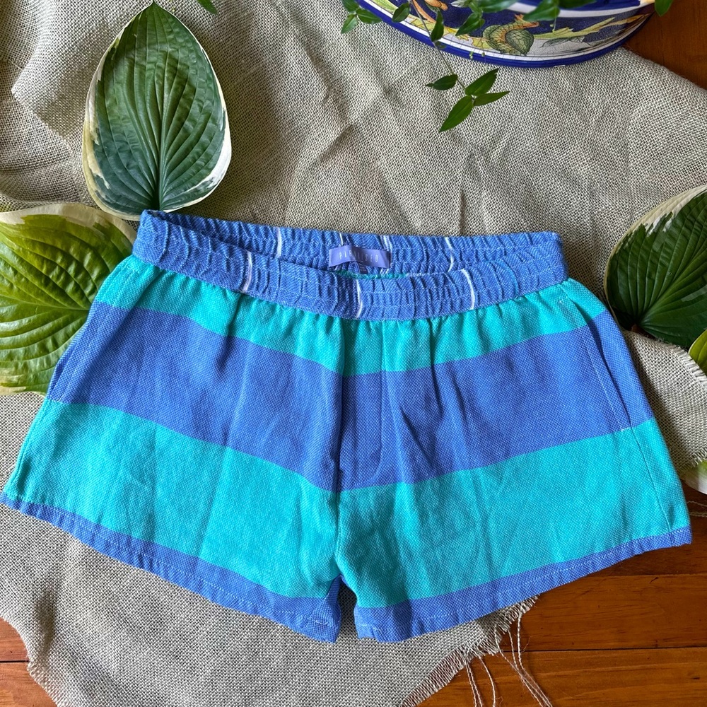 Paradised Shorts Sz M